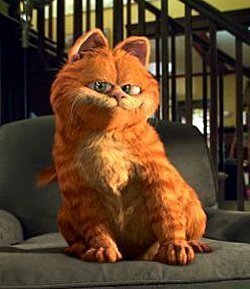Posando para a foto, o gato mais famoso da ficção! Garfield