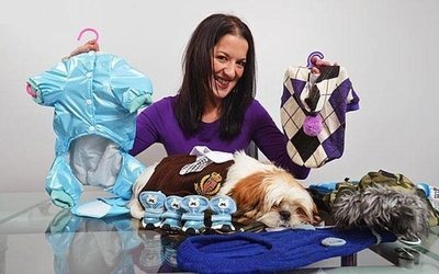 Imagem do Gizmo e sua dona Quanto você gastaria com seu pet?