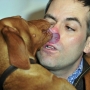 Beijar cachorro na boca faz mal? Causa doença?